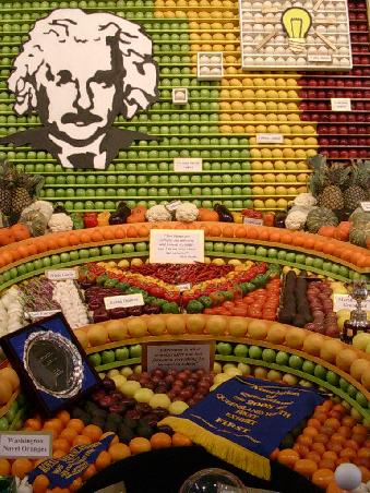 zur schau stellen von fruechten auf der EKKA