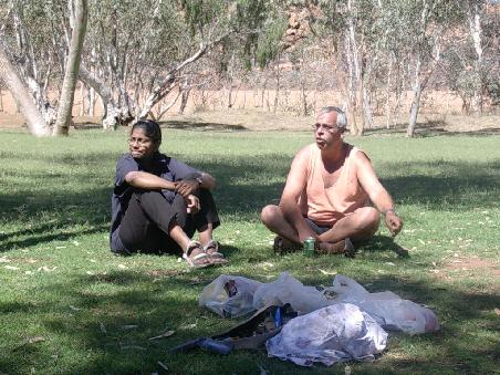 Malathi (meine chefin) und Adrian, unser mitbewohner