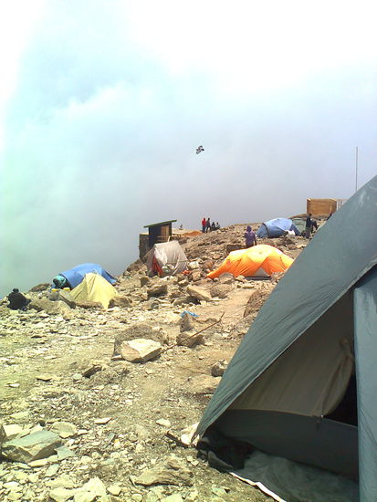 auch hier lauern sie wieder unscheinbar im Hintergrund...