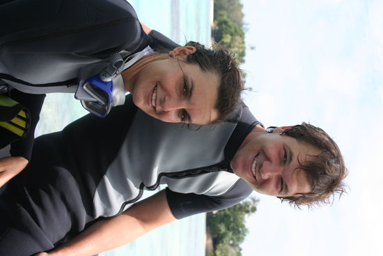 Unsere ehemahlige Nachbarin von der Greifenseestrasse in Zuerich Oerlikon Claudia Negri und ihr Freund, die wir im Transit auf der Osterinsel getroffen haben. Die Welt ist ein Dorf... (Bild ist verdreht, sorry..)