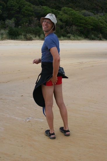 Maite wollte unbedingt eine Foto von mit dem Kayakroecklein...