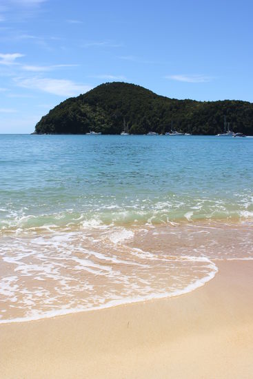 Hier die Ancorache Bay auf unserem Rueckweg zu Fuss auf dem Coast Track