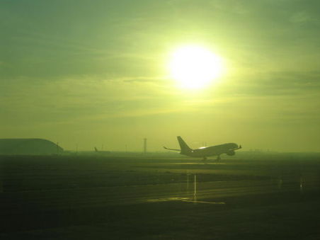 Doha 6 Uhr morgens - nur noch 1x Fliegen!!