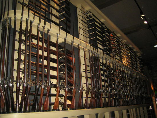 Waffen, Waffen, Waffen...