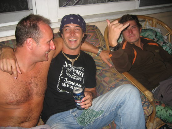 Englaendern und Kanadiern...