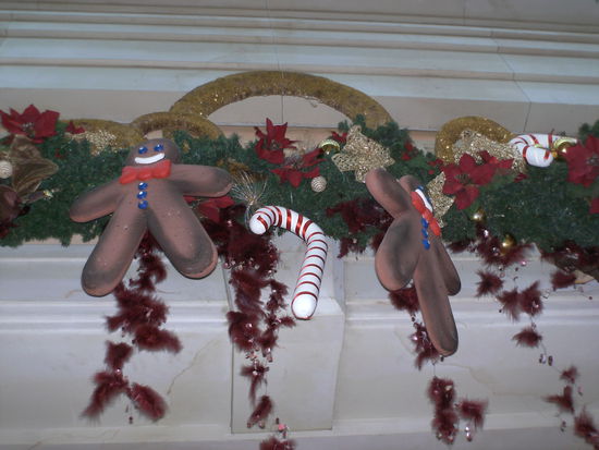 FROHE WEIHNACHTEN! Ginger bread man in Dubai!