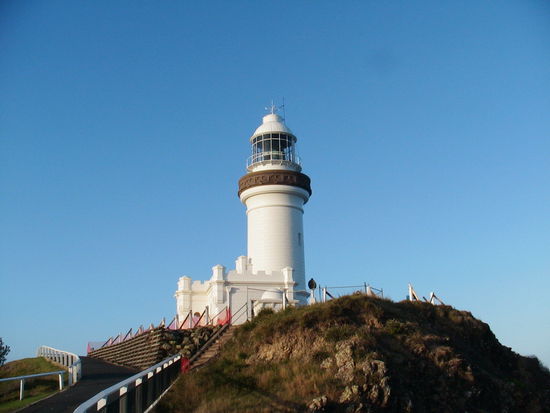 Der Leuchtturm von Byron Bay - einer der Leistungsstaerksten in Australien
