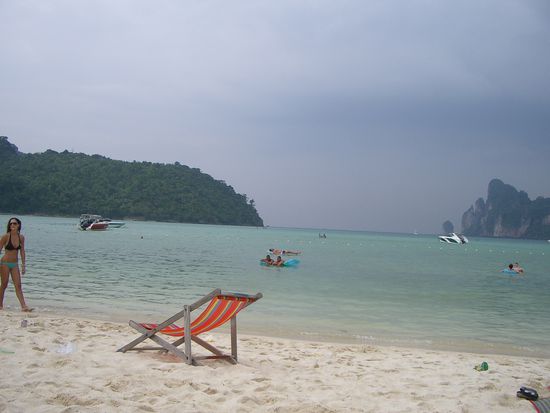 Phi Phi Don Back Beach (siehe oben rechte Seite)