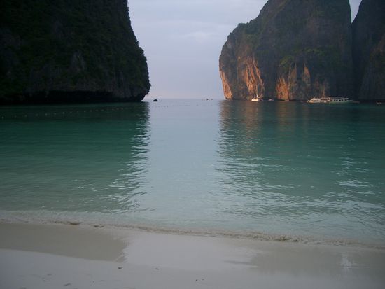 Sonnenuntergang in der Maya Bay