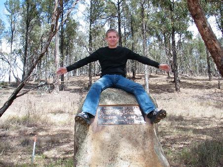 Die rechte Haelfte ist noch in Victoria die linke ist schon in New South Wales.