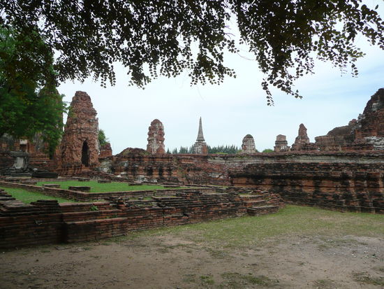 Das gehoert zur Kategorie "Alt" und ist der Wat Mahatat