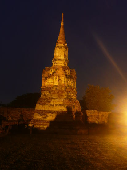 und nochmal Abends angestrahlt