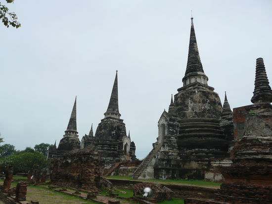 Wat Phra Si Sanphet, in den 3 Tuermen liegt die Asche dreier Koenige