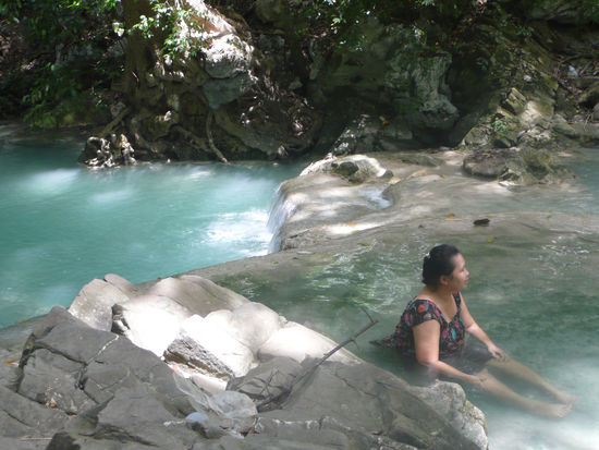 und auch als Badewanne kann man den Wasserfall benutzen