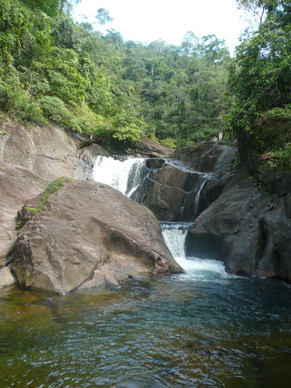 Wasserfall 1: unbedingt zum schwimmen geeignet