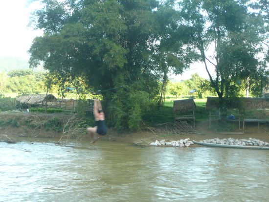 dort gabs dann mal einen Flying Fox statt Schaukel