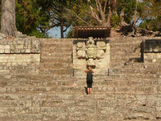 Copan Ruinas mit KJ - sie macht 100000 Fotos, wir kopieren...