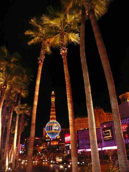 Der Strip in Las Vegas bei Nacht.