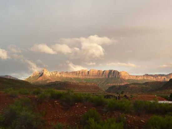 Auf dem Weg zum Zion - da war uns das Wetter noch wohl gesonnen