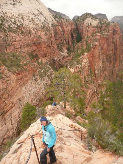 Der Abstieg ist eine Art A - Klettersteig