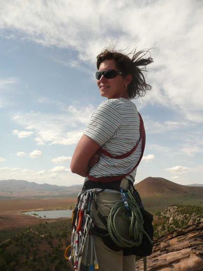 Top of Prophesy Wall mit Wind - hat die Seile beim Abseilen wie Spaghetti rumgewirbelt ...