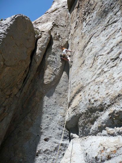 Kamin, Handriss, Platte, Löcher, Kantenketterei..alles in einer Route!