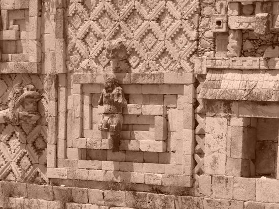 Mann mit abgehacktem Bein soll laut Reiseführer ein Zeichen sein, dass die sich schon damals Viagra gewünscht haben...