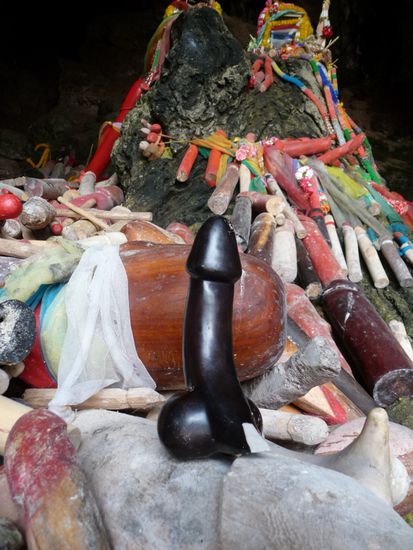 Wir sind nicht völlig übergeschnappt! Das ist ein Altar für den Seegott!