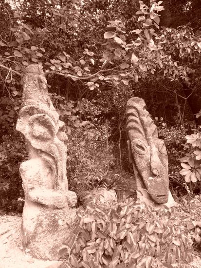 Die versteinerten Brüder