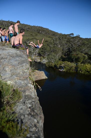 Die "Locals" kriegen 5 Sterne fürs "posen"an den Dam- Cliffs! Deep Water soloing gabs dort auch...