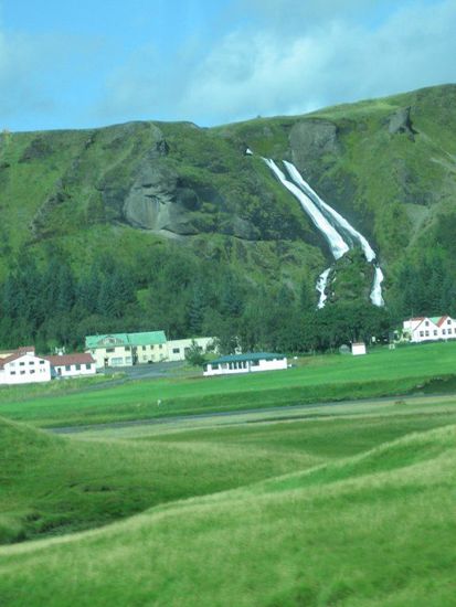 einige Impressionen von der Überlandbusfahrt nach Reykjavík