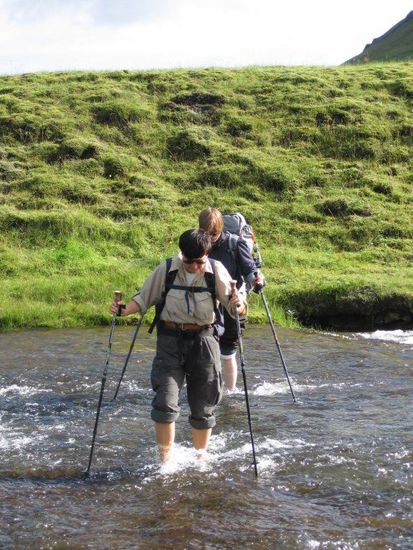 die erste größere Flussdurchquerung