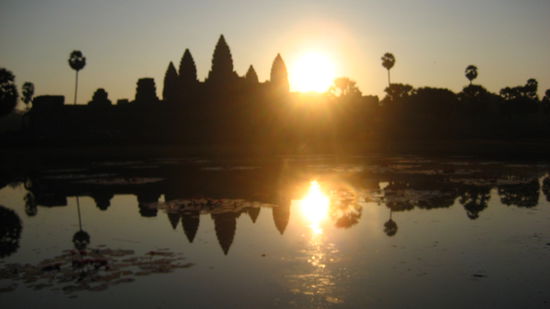 Sonnenaufgang bei Angkor Wat