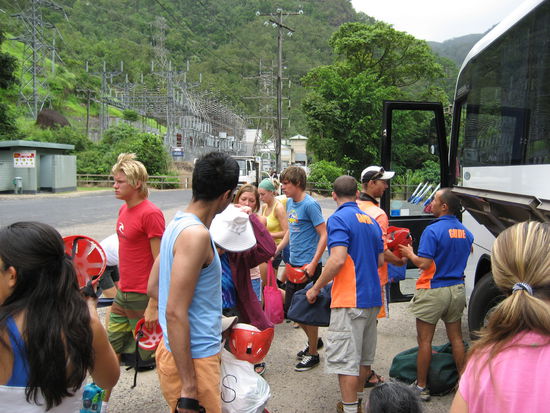 Bei der Ausruestungsausgabe