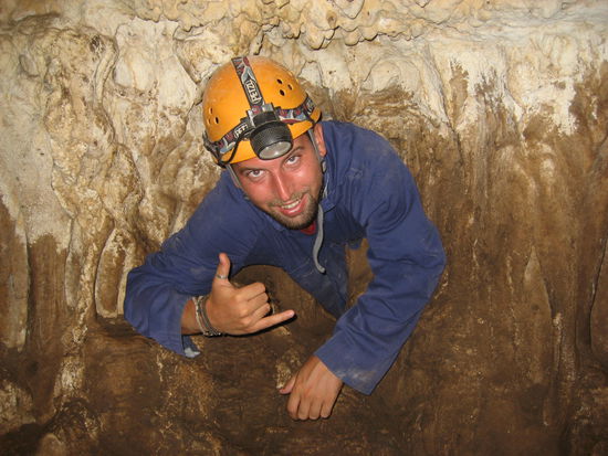 also das ist so ein "macheinfotovonmirwennichineinemlochsteckeadventure" 