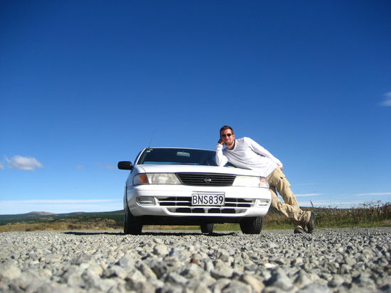 ich und mein braves Auto, passender Weise ein Nissan "SUNNY"