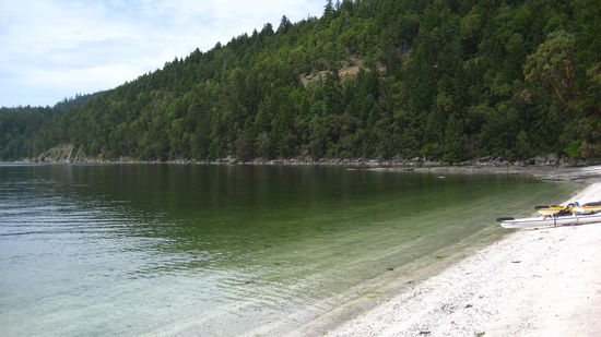 bei einem Spaziergang ueber einen Teil der Insel