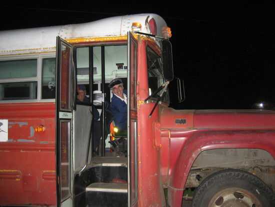 Der Bus samt sehr unterhaltsamen Fahrer ins oertlich Pub, wo ich leider bei fast allen Pool-Runden verlor (allerdings kam am naechsten Tag die Revanche - nur oesterreichische Siege!