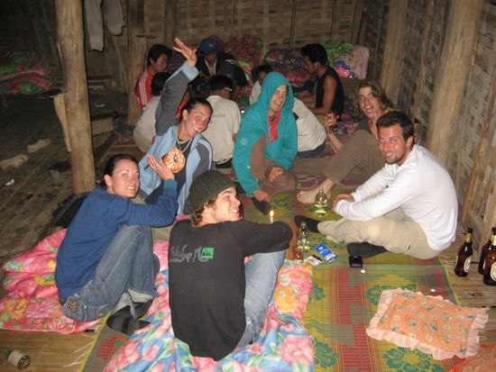 Im naechsten Dorf am 2. Abend, wiedermal sehr viel Spass!