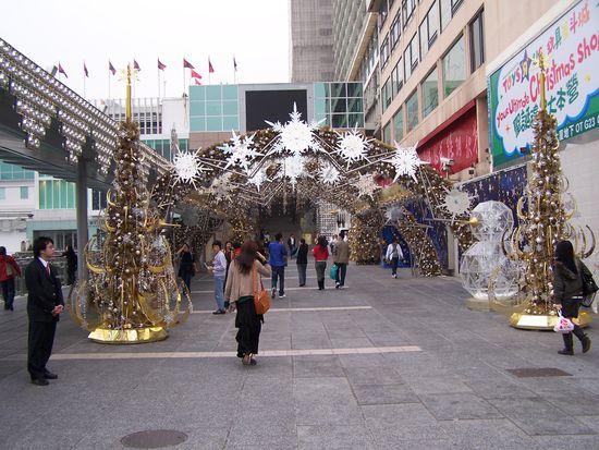 Und auch hier: Merry Christmas !!!