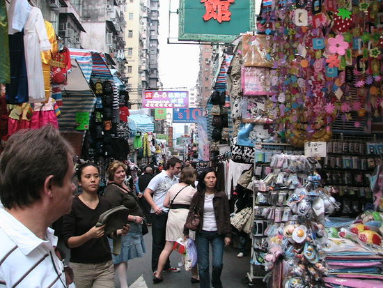 Shopping-Alarm auf dem Ladies market