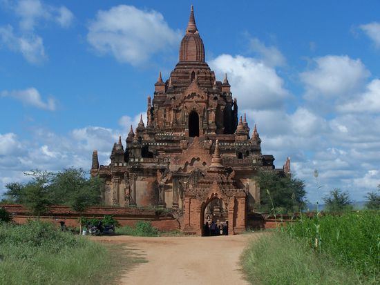 Und immer wieder Pagoden...