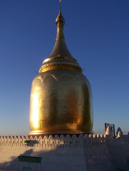 Auch dieses Ei ist eine Pagode