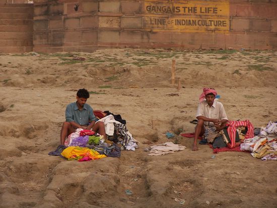 An den Dhobi-Ghats, hier wird die Wäsche gewaschen