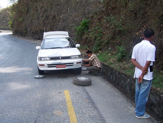 ...helfen bei Autopannen...