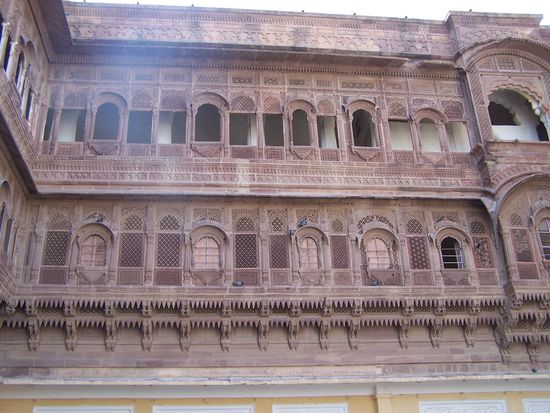 Wunderbare Schnitzereien