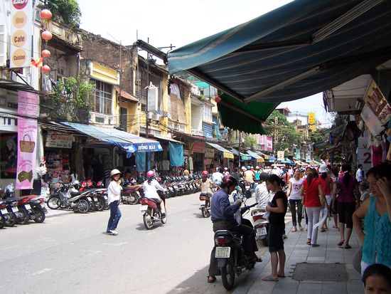 Auf den Straßen Hanois