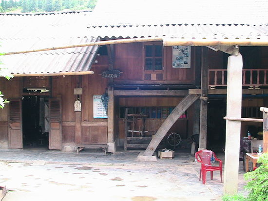 Tai-Anwesen. Hier kann man übernachten und ganz hervorragend essen. Was wir hier auch tun.