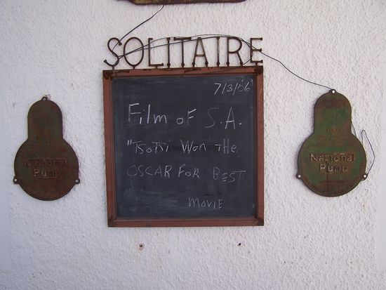 Selbst über die Oscar-Verleihung wird man in Namibia auf dem laufenden gehalten !