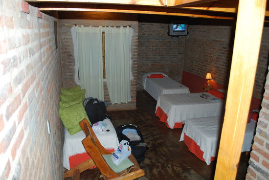 3 Betten unten und oben Terrasse mit nochmal 2 Betten, freie Auswahl, also !